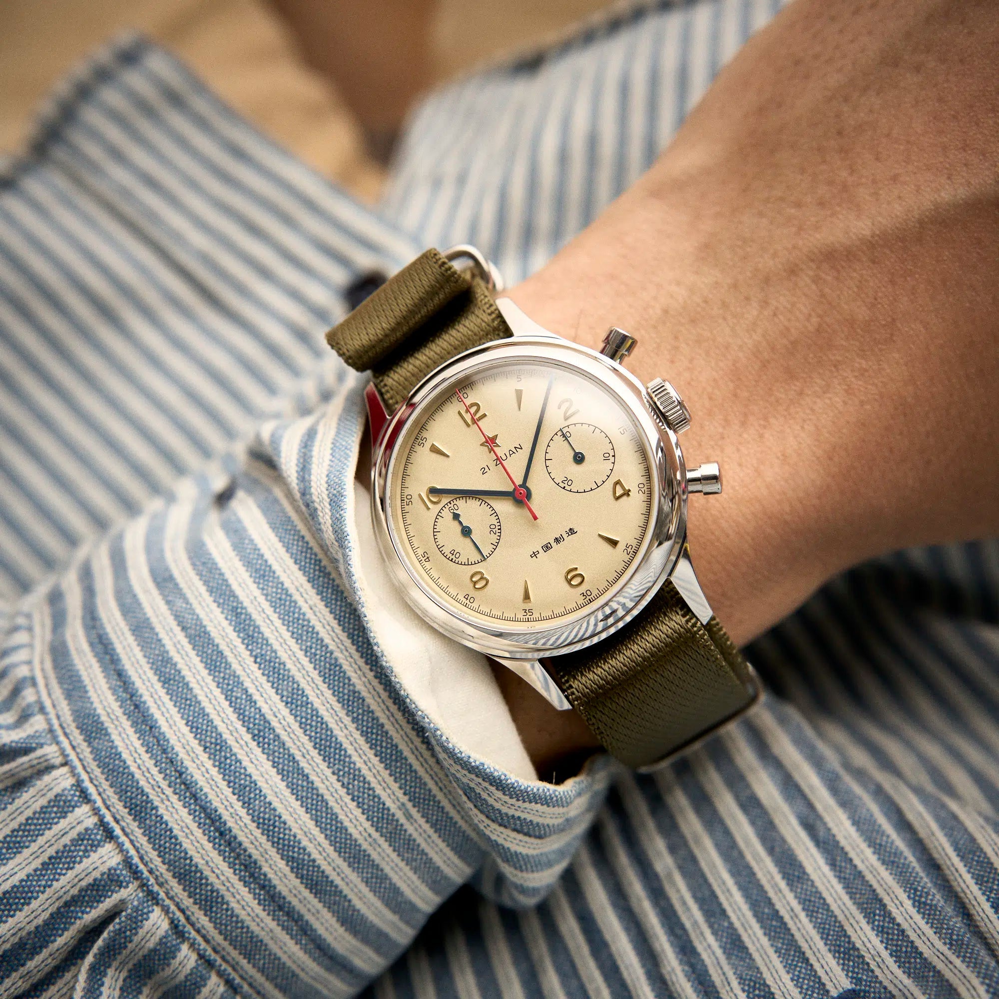 Ravbold Acrylic Roster War - Montre chronographe 38 mm