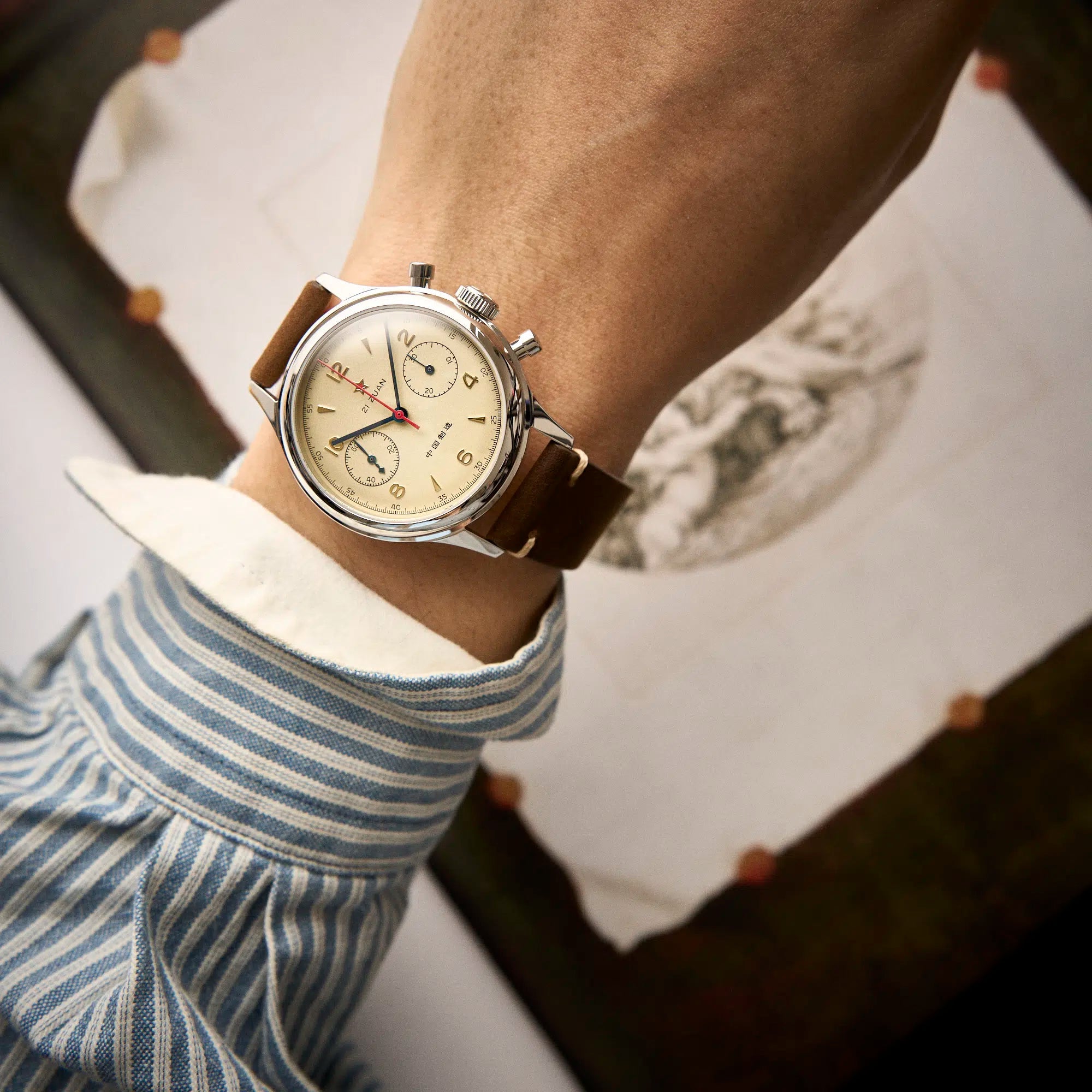 Ravbold Acrylic Roster War - Montre chronographe 38 mm